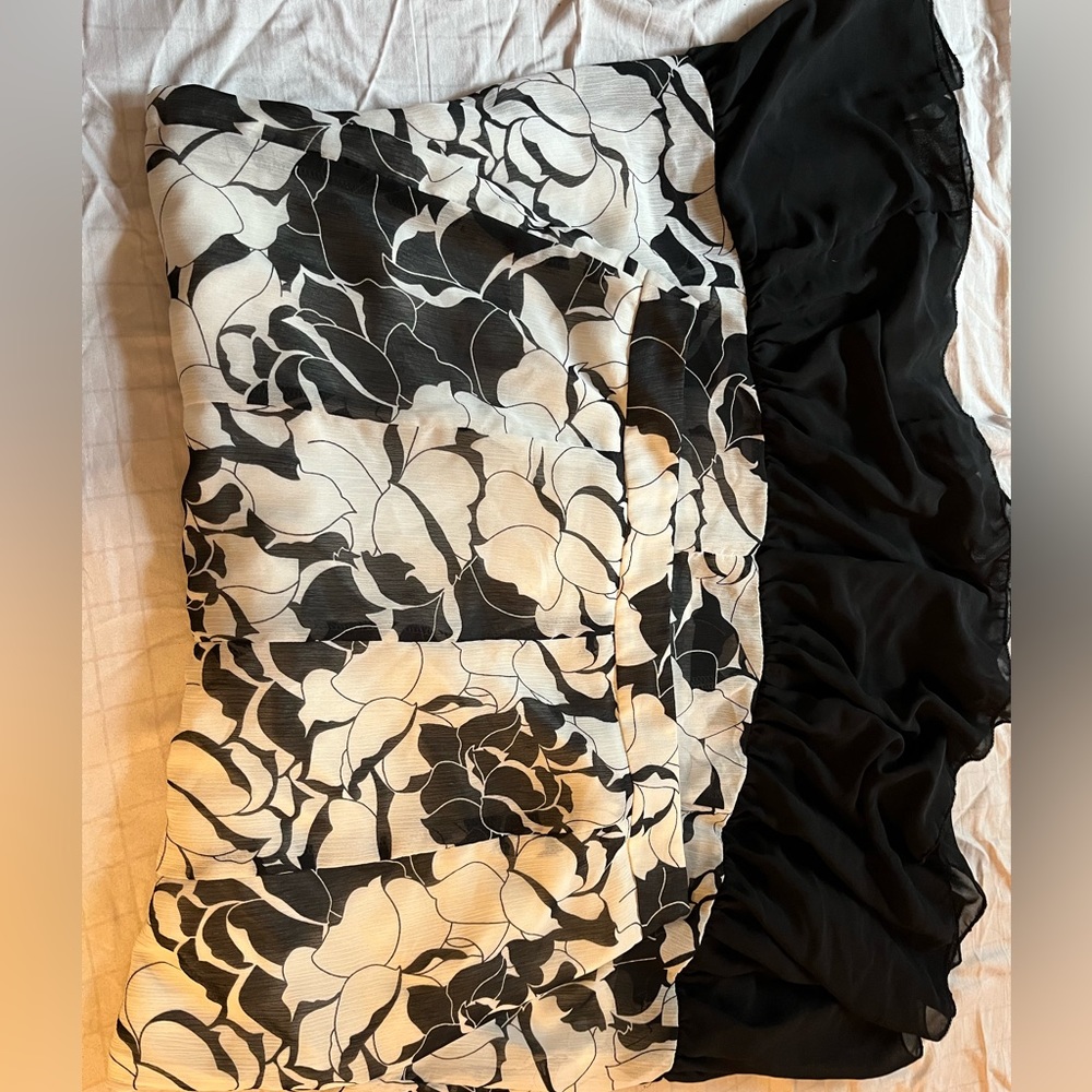 Long black and white skirt